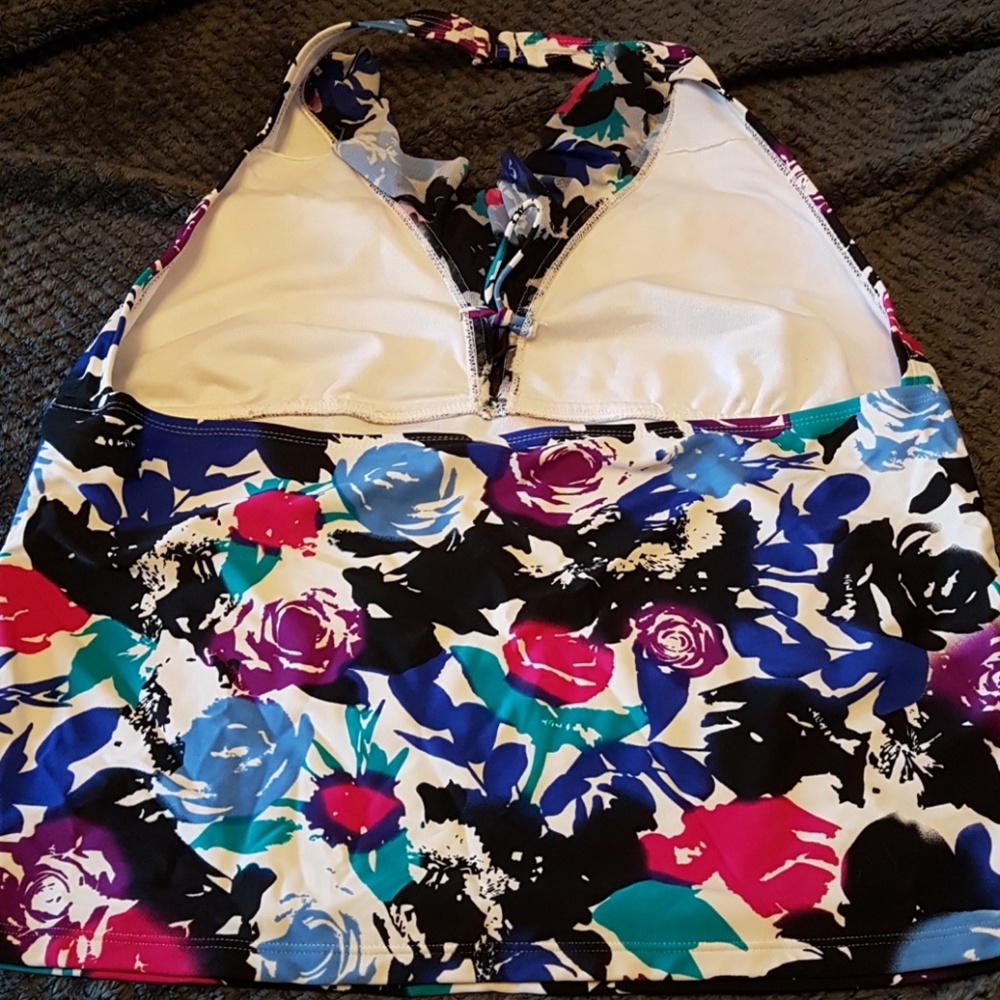 Swimsuit Top - Picture 5 of 6